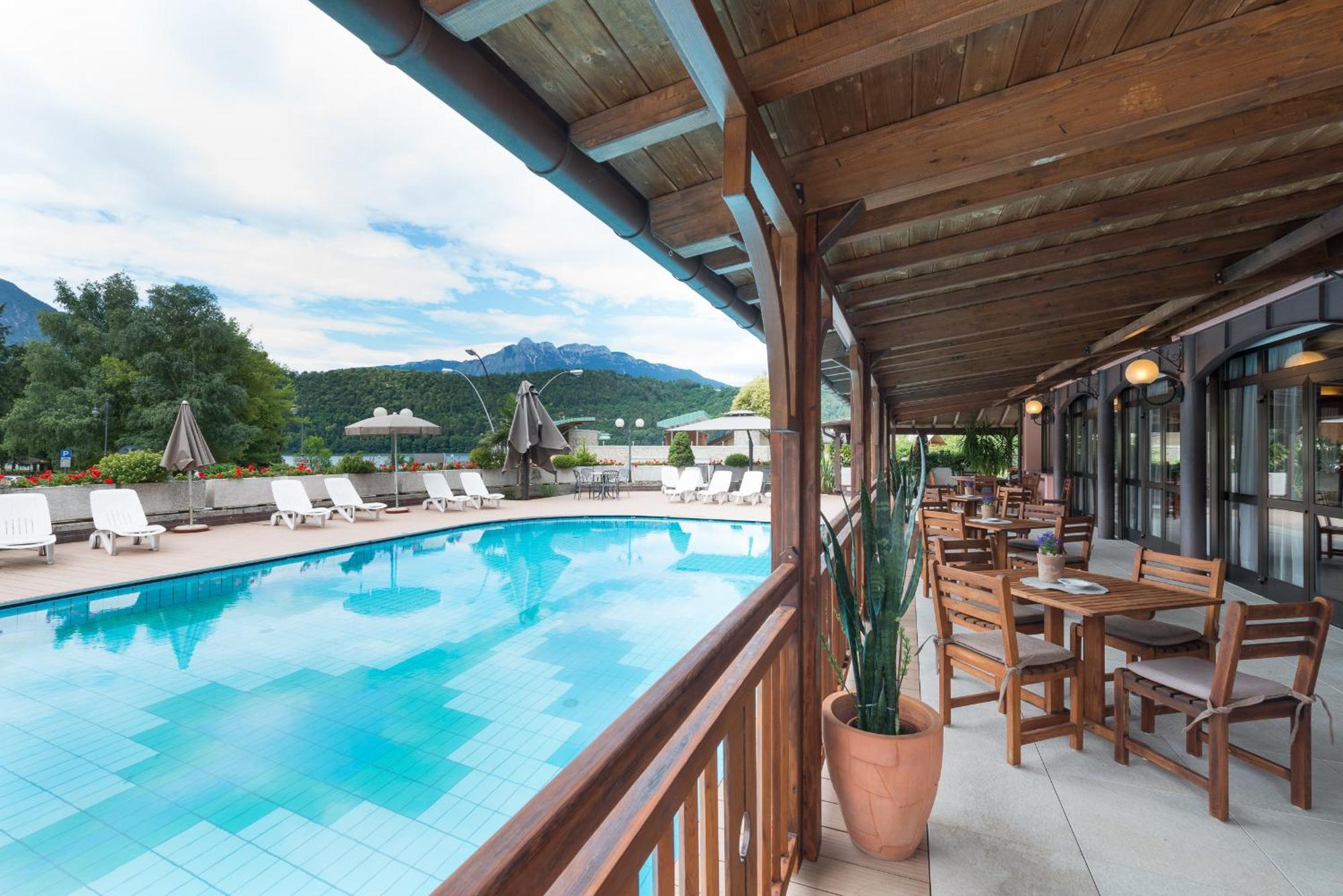 Hotel Ariston เลวิโกแตร์เม ภายนอก รูปภาพ